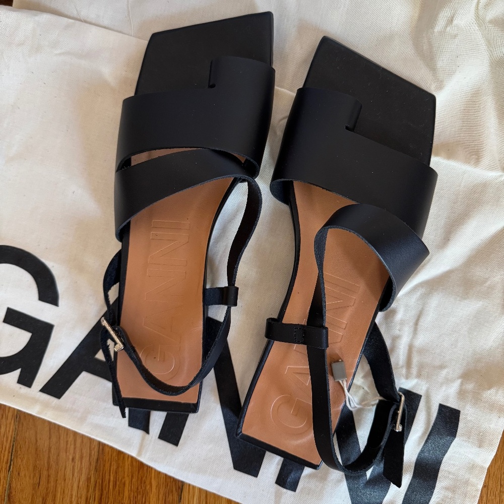 NEW Ganni Black Cutout Sandals